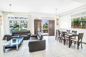 Dining - Villa Delfini 27 - Four Bedroom Villa, Sleeps 6 (Protaras)