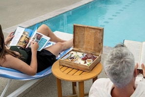 Pool - Hotel Hartness (Greenville)