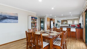 Dining - Ti Na Mara - 20 Resolute Avenue, Normanville (Normanville)