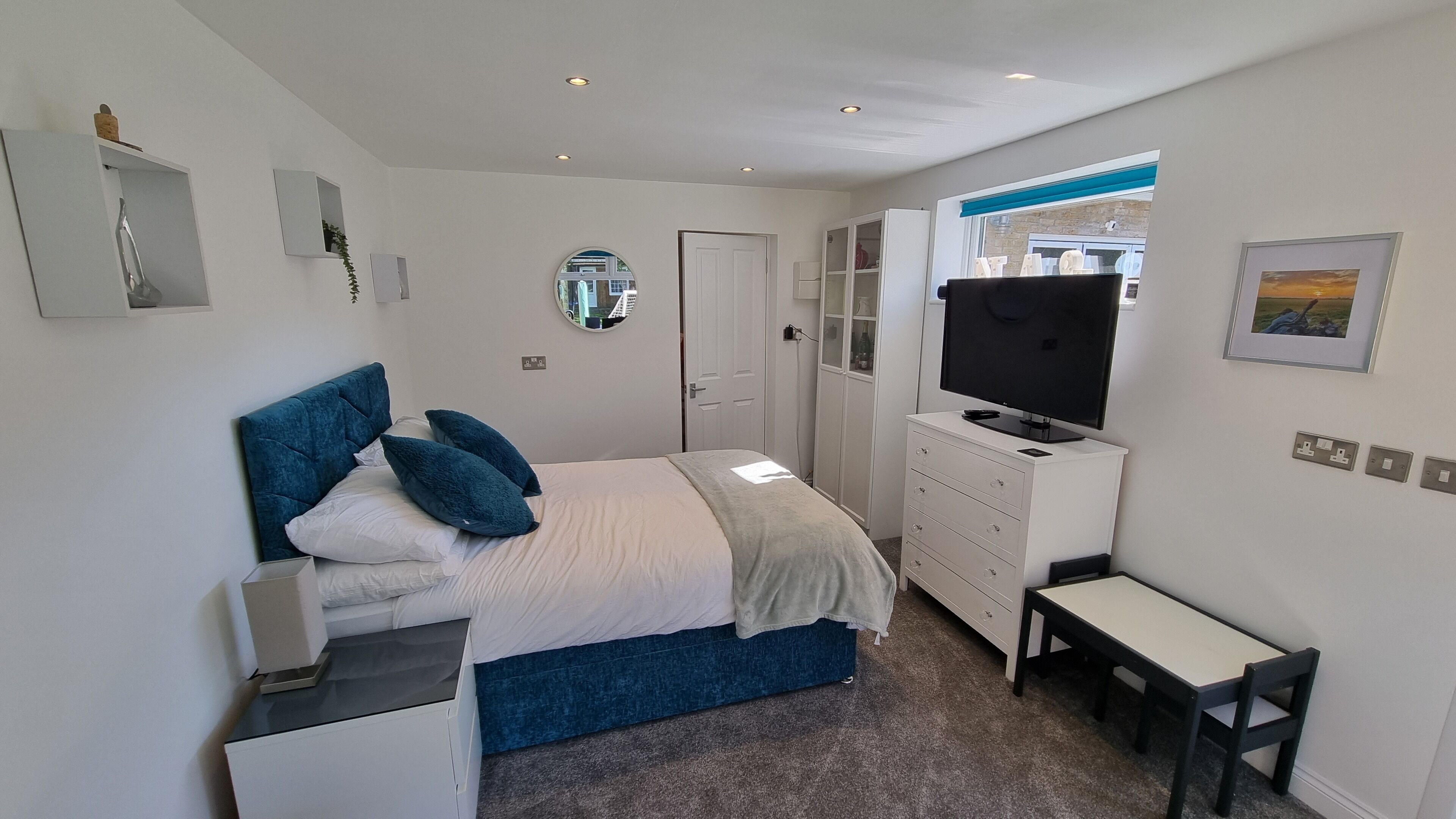 1 bedroom, desk, iron/ironing board, travel cot