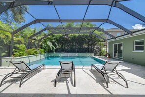 A heated pool - Relaxing Villa with pool! (Tampa)