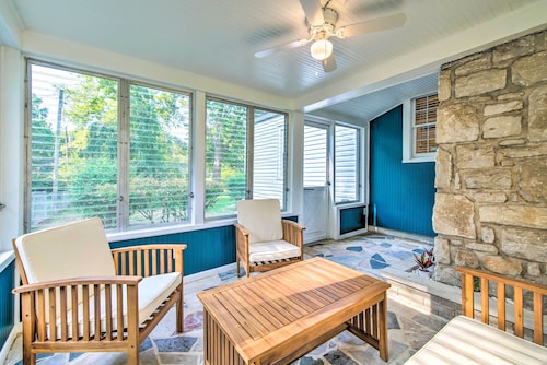 Idyllic Springfield Haven w/ Screened Porch!