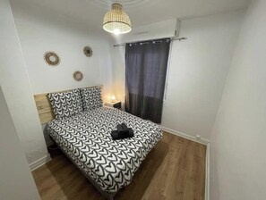 2 bedrooms, WiFi - Hypercentre Scandinave (Lorient)