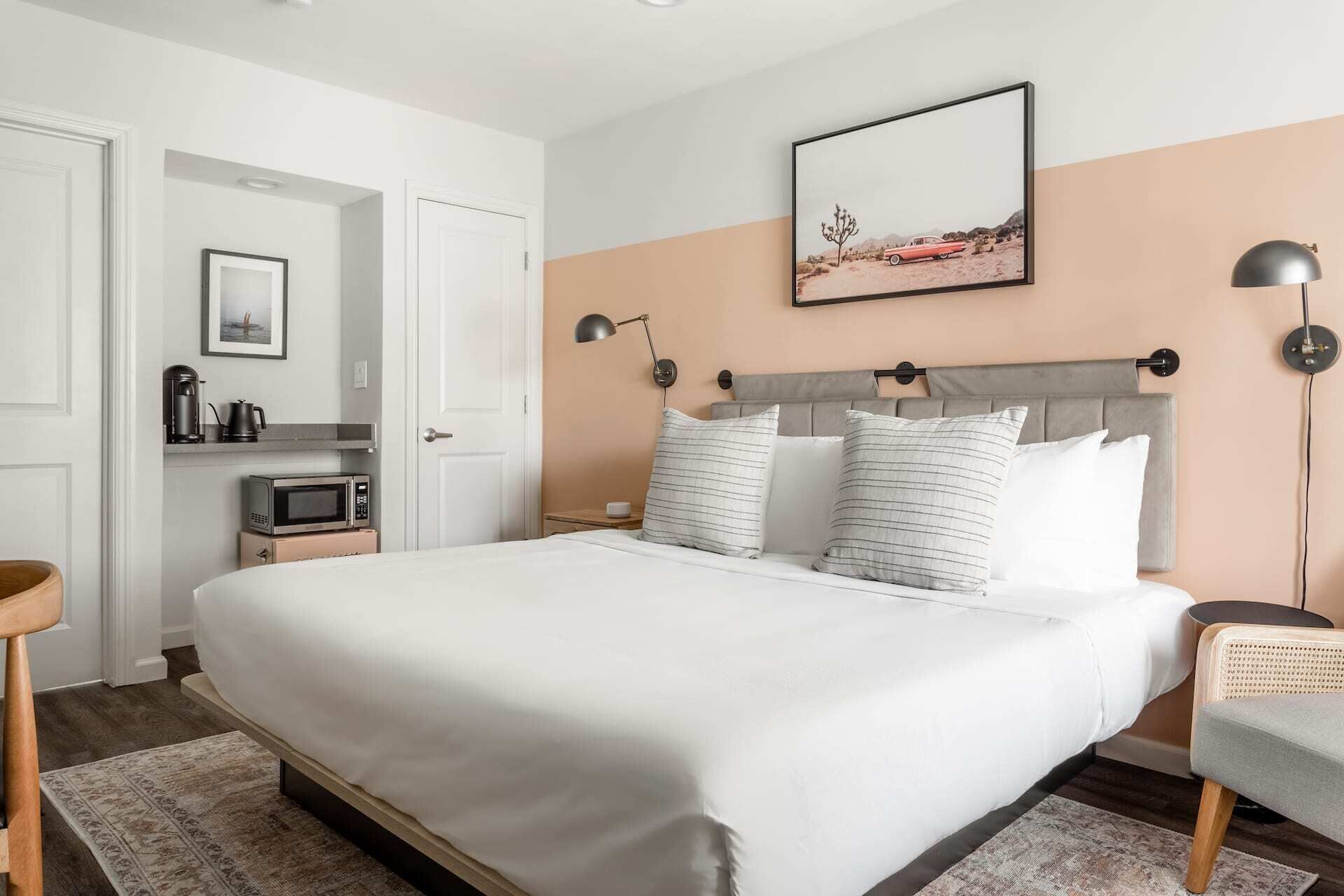 Kasa Palo Alto | Close to Standford Campus