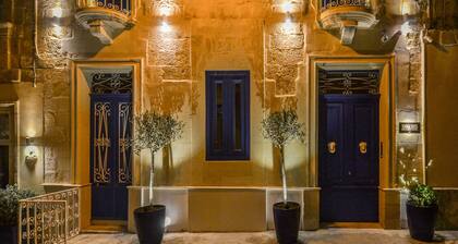 Senglea Suites