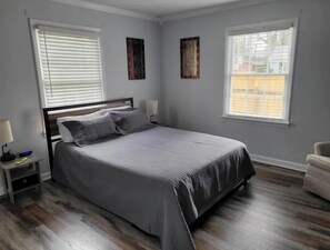 3 chambres, fer et planche à repasser, Wi-Fi gratuit, draps fournis