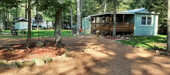 Cozy nestled in quiet neighborhood. On snowmobile and ATV trail.