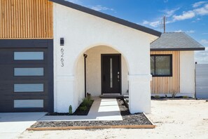 Exterior detail - New Listing! Cowboy Pool, Stargazing, Hot Tub (Twentynine Palms)