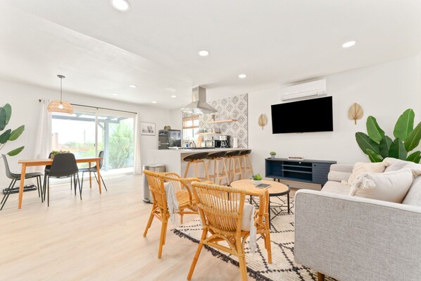 Smart TV - New Listing! Cowboy Pool, Stargazing, Hot Tub (Twentynine Palms)