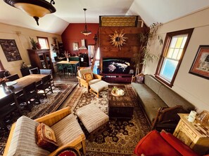 Smart TV, music library, stereo