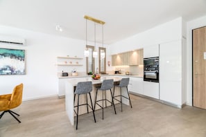Fridge, microwave, oven, dishwasher
