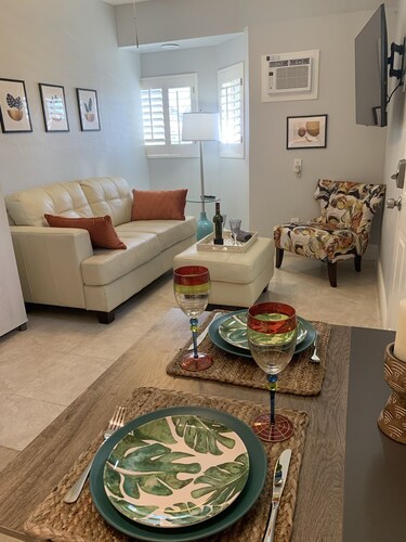 Your Oasis Retreat: Pool, style, comfort, relaxation