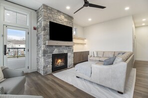 Smart TV, fireplace, video games, ping pong