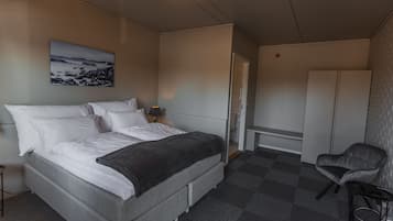 Comfort-Doppelzimmer | BĂŒgeleisen/BĂŒgelbrett, kostenloses WLAN, BettwĂ€sche