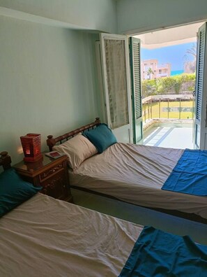 Casa | 3 habitaciones, tabla de planchar con plancha y wifi gratis 