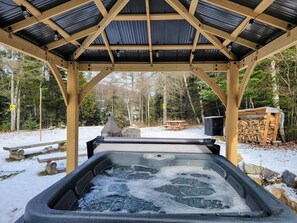 屋外スパ浴槽