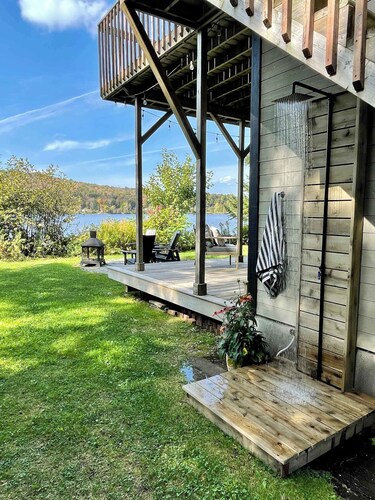 Lakeside Chalet, Sauna, Mont Orford & Village