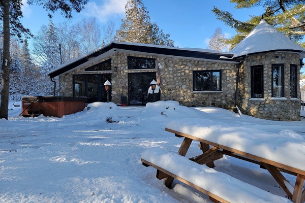 Savor winter's quiet. Warm up in the spa, wrapped in snowy vistas.