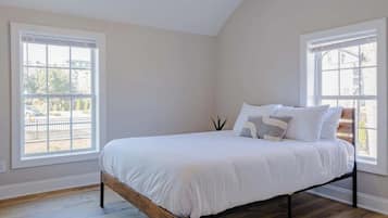 2 chambres, bureau, Wi-Fi, literie fournie