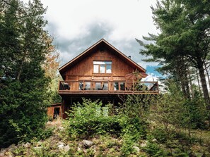 Exterior - Le Repôs – Private lake access & cozy vibes (Chertsey)