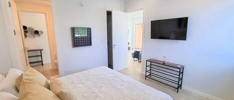 2 chambres, bureau, fer et planche à repasser, Wi-Fi