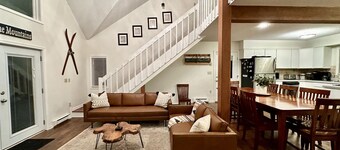 Dog Friendly - Backs to Golf - Spacious Deck