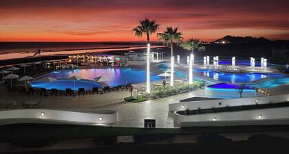 Beautiful Sunset and Ocean View Esmeralda A503