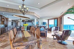 Dining - Ground Floor Presidential Suite on the Oceans Edge (Puerto Peñasco)