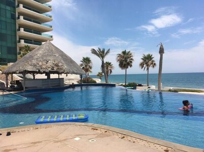 Pure Sand Beach Front and Stunning View Condo