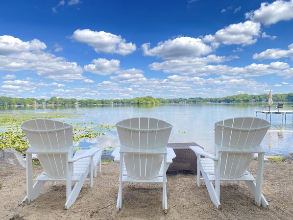 Property grounds - Luxury Home on Private Lake in Plymouth (Plymouth)