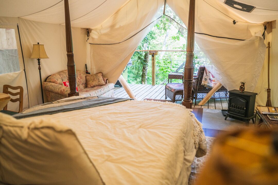 1 chambre, bureau, fer et planche à repasser, Wi-Fi gratuit