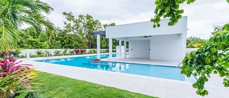 Piscina all'aperto
