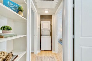 Interior - Global Cup Urban Relaxation ARBORETUM TICKETS INCLUDED (Dallas)