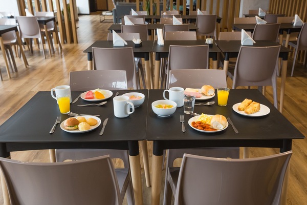 Free daily buffet breakfast