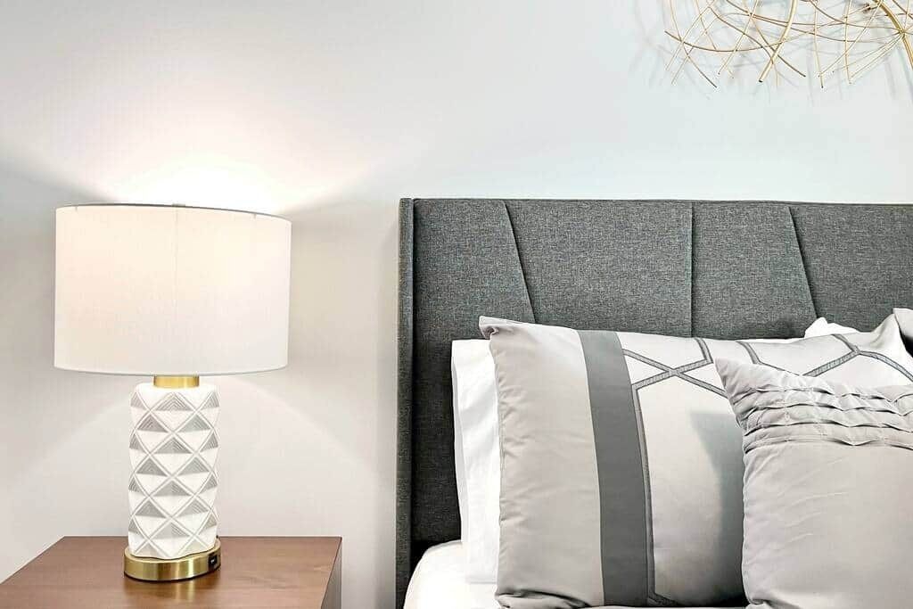 2 多间卧室、熨 斗/熨衣板、WiFi、床单