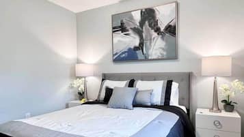 2 chambres, fer et planche à repasser, Wi-Fi, literie fournie