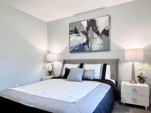 2 makuuhuonetta, silitysrauta/-lauta, Wi-Fi, vuodevaatteet