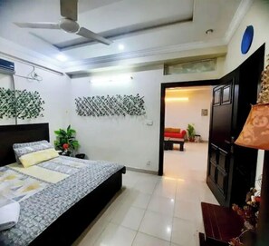 1 bedroom