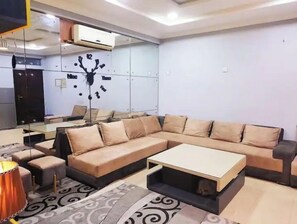 TV, Netflix, serviços de streaming