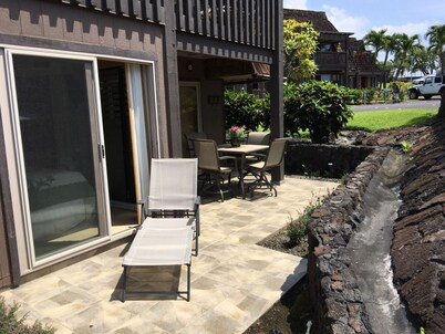 #25 Hula Hut Best Value near Volcano Park & Black Sand Beach