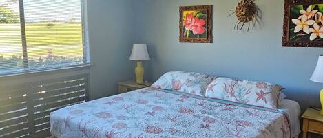 Skrivebord, wi-fi og sengetøy