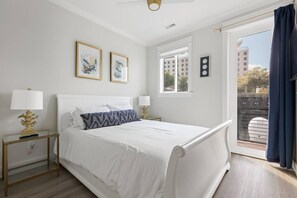 2 bedrooms, desk, iron/ironing board, free WiFi