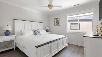 2 bedrooms, desk, free WiFi, bed sheets