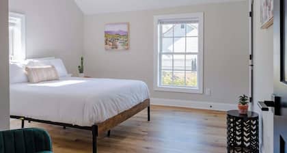 The Modern Historic Gem | Just minutes to Downtown