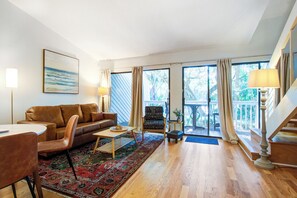 Smart TV - Seabrook Exclusives | 621 Shadowwood (Seabrook Island)