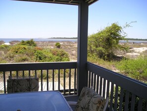 Outdoor dining - Seabrook Exclusives | 13107 Pelican Watch (Seabrook Island)