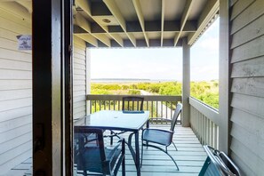 Outdoor dining - Seabrook Exclusives | 1347 Pelican Watch (Seabrook Island)
