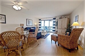 TV, DVD player - Seabrook Exclusives | 1377 Pelican Watch (Johns Island)