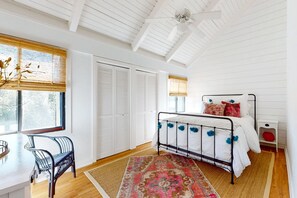 3 chambres, fer et planche à repasser, Wi-Fi gratuit, draps fournis