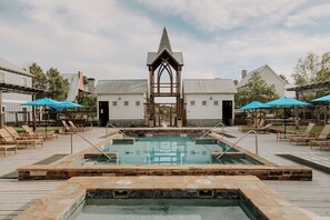 Alberca al aire libre 